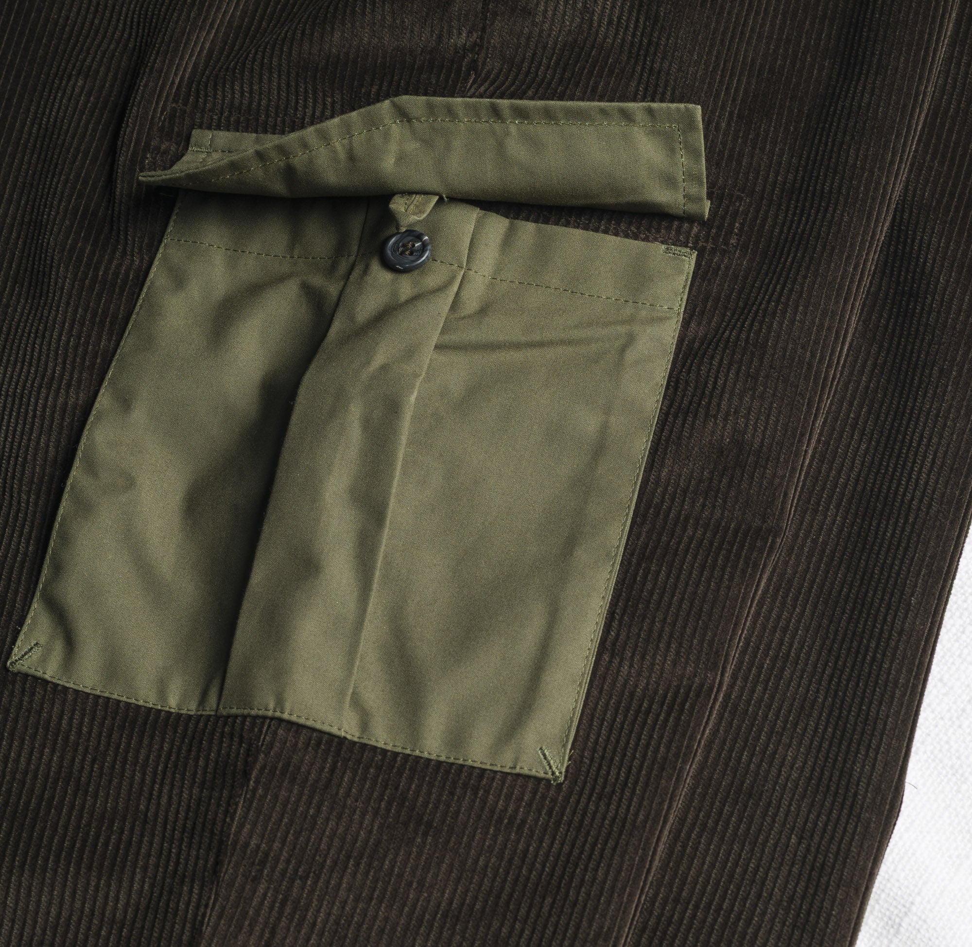 Pantaloni Chino in Velluto A Coste - Image 6