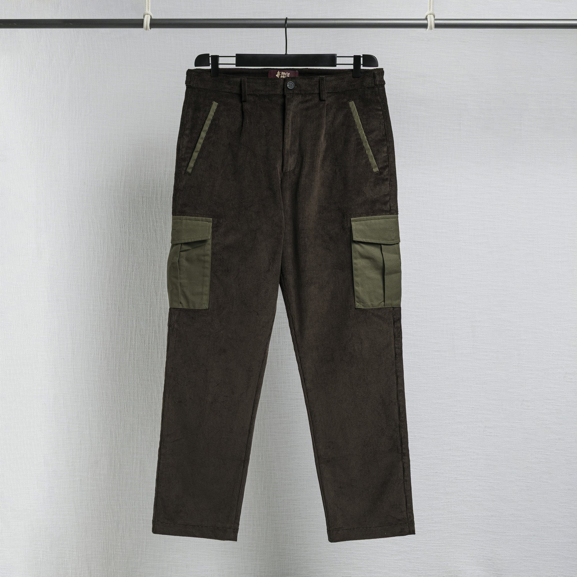 Pantaloni Chino in Velluto A Coste - Image 7